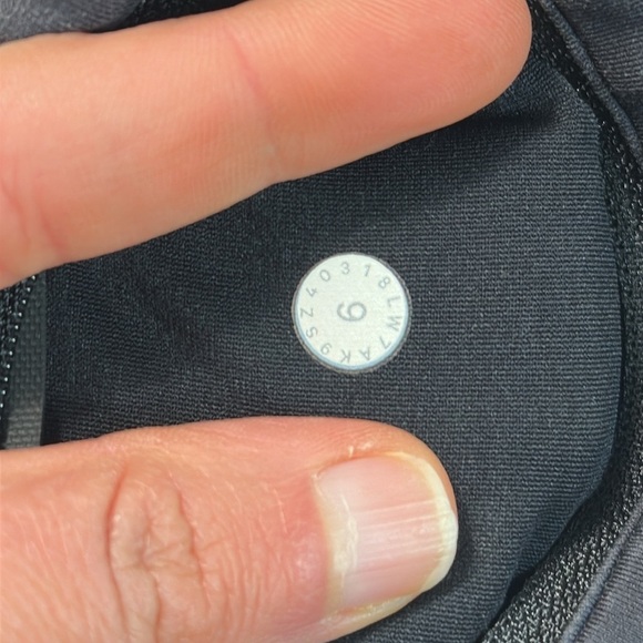 Lululemon Run Times Short II *4" Heather Lux Multi Black / Black - Picture 6 of 7